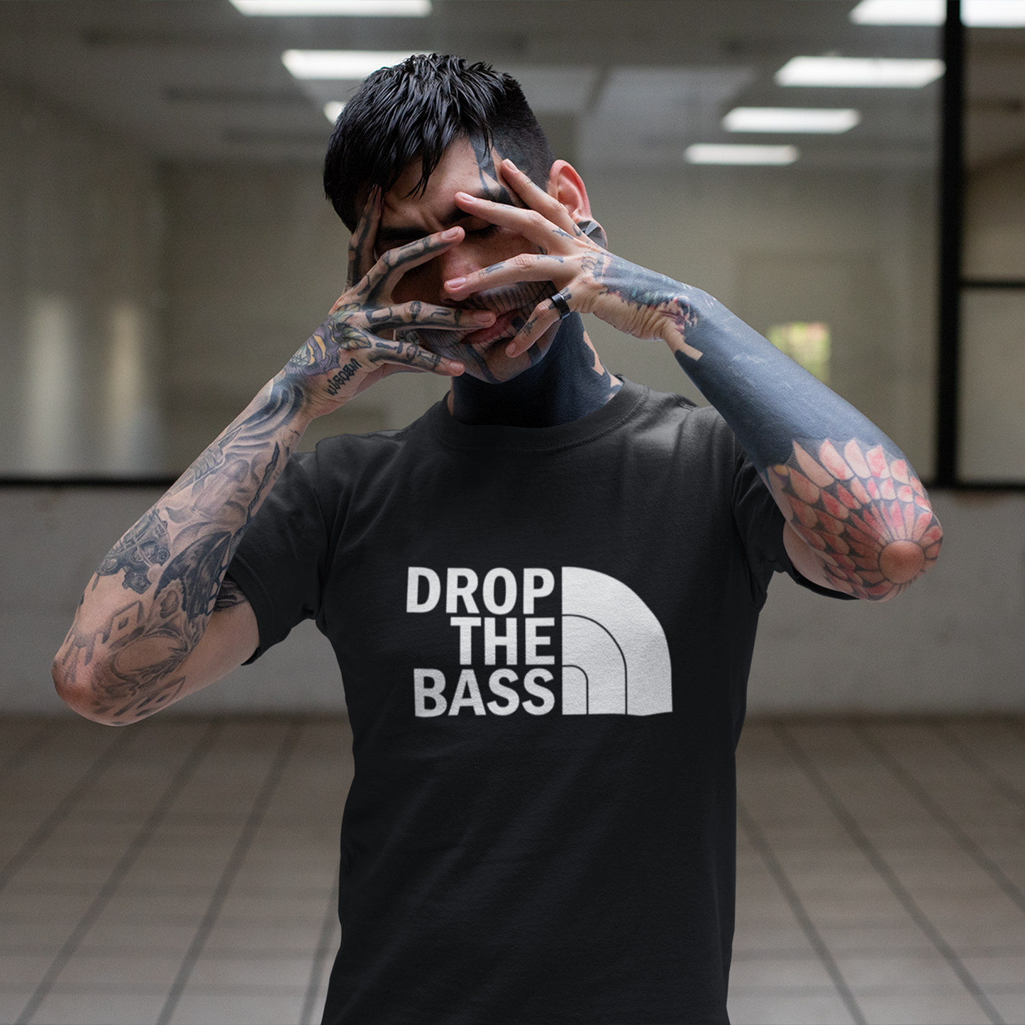 RAVETAP Classics: "Drop The Bass" T-shirt